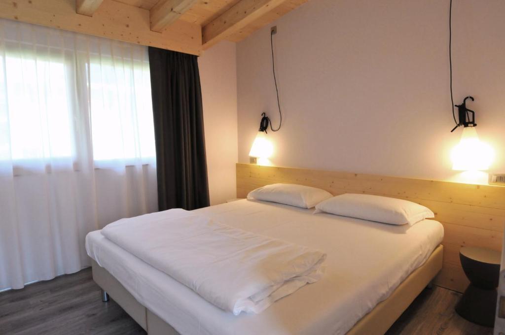 Bungalows Chalets Lago Di مولفينو الغرفة الصورة