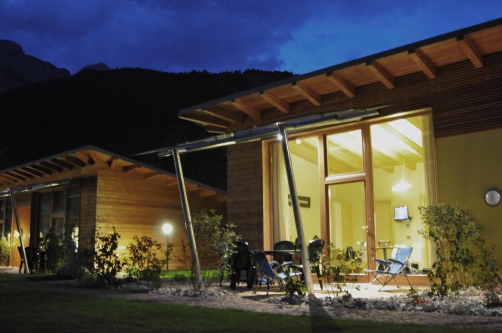 Bungalows Chalets Lago Di مولفينو الغرفة الصورة