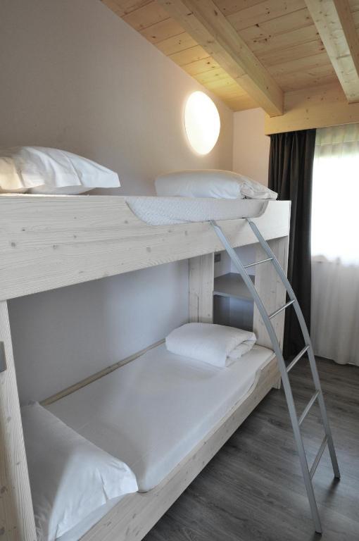 Bungalows Chalets Lago Di مولفينو الغرفة الصورة
